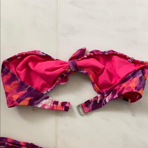 Victoria Secret tie dye bikini👙 - Picture 3 of 5